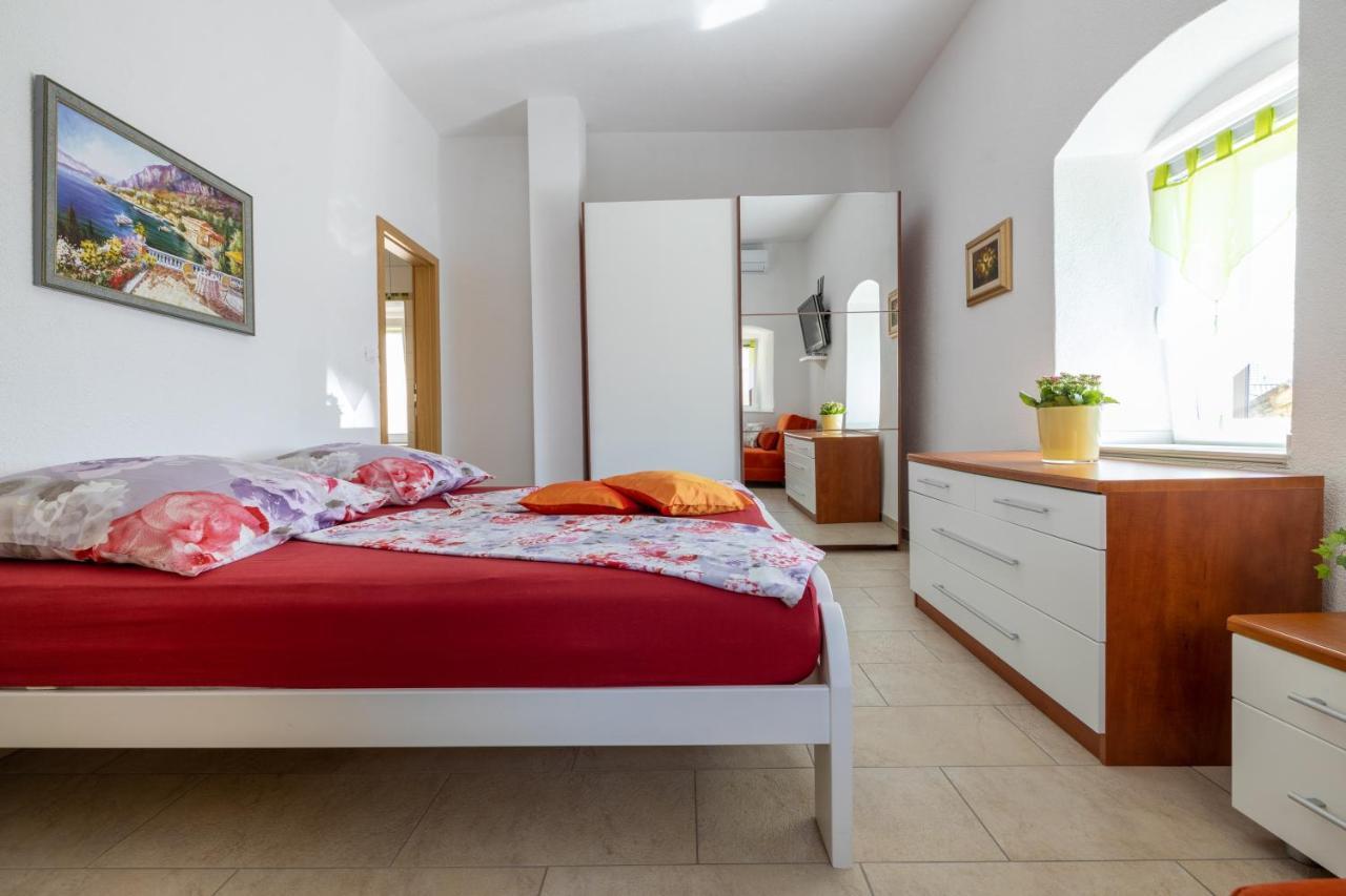 Apartmani Soldan Makarska Exterior photo