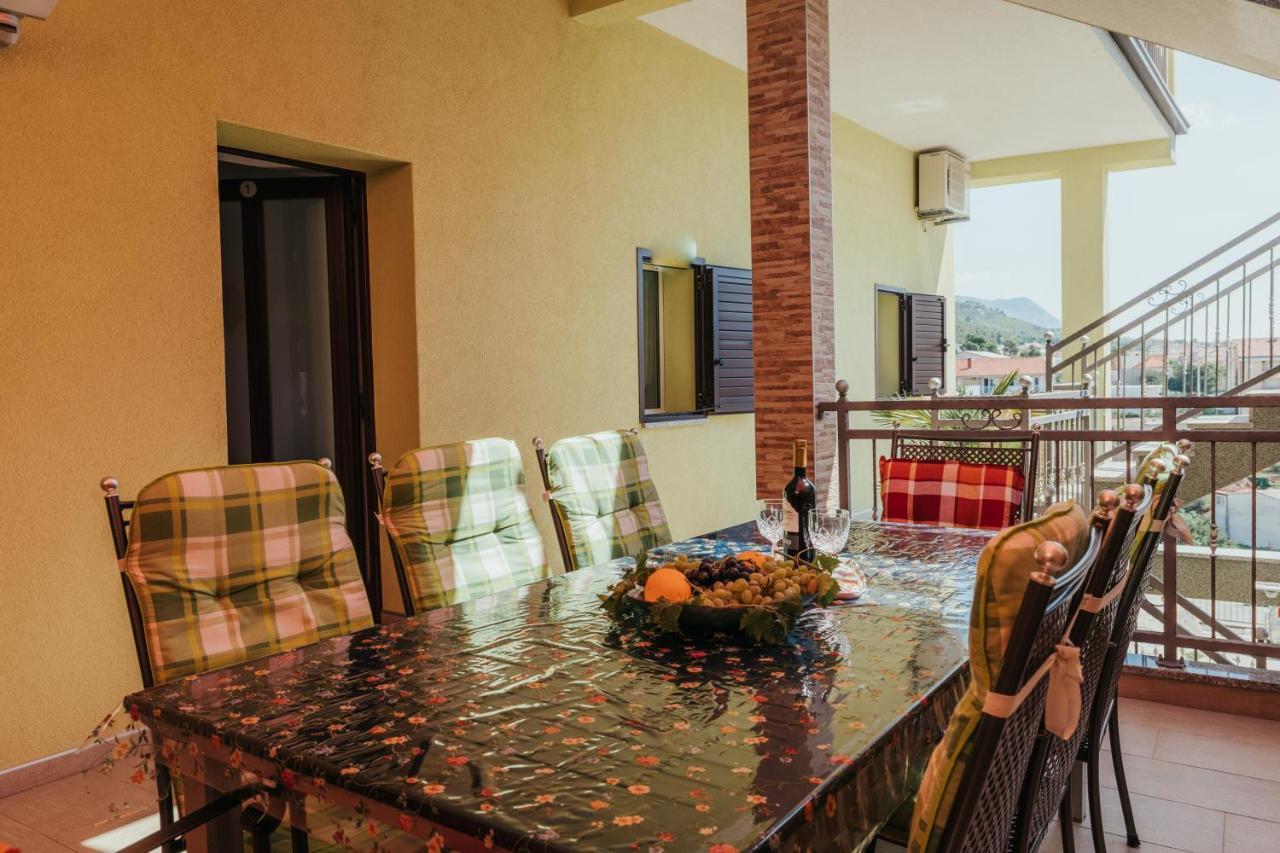 Apartmani Soldan Makarska Exterior photo
