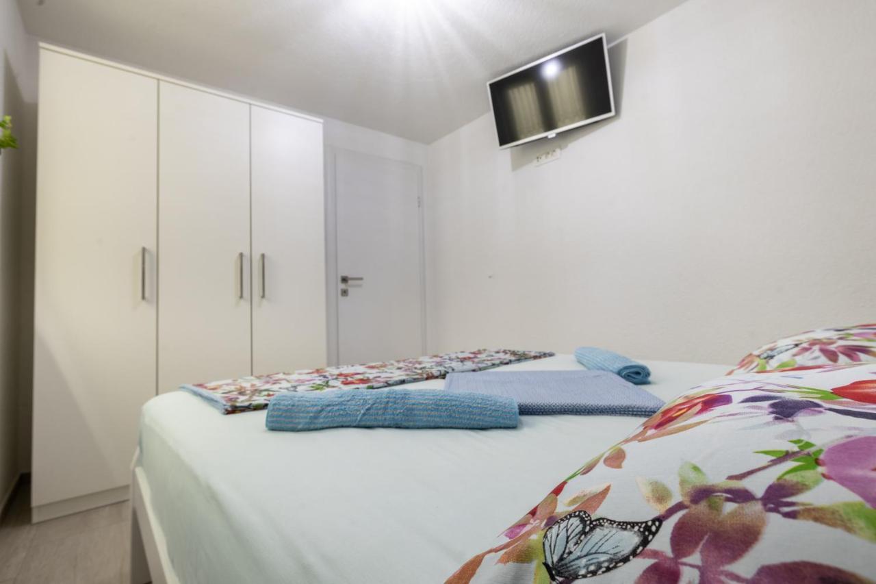 Apartmani Soldan Makarska Exterior photo